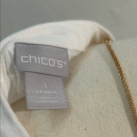 Chico's Classic White Short Sleeve Tee Size 1 - Picture 2 of 6